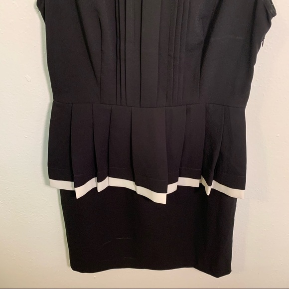 Love 21 Sleeveless Dress Black Pleat Ruffle Waist - Picture 4 of 11